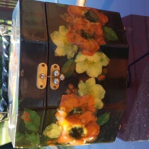 VINTAGE DECOUPAGE FLOWER WOOD PURSE